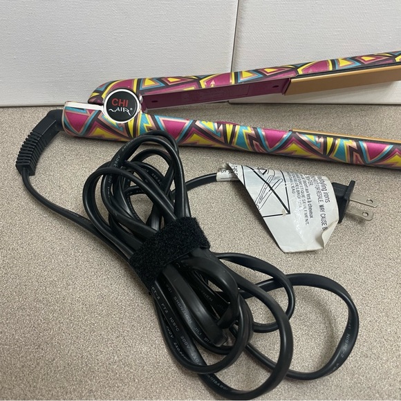 CHI Air Flat Iron Adjustable Temperature Control Decorative Design Pink Teal - Picture 1 of 9